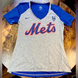NIKE | MLB Genuine Merchandise ladies t-shirt. Size: L.